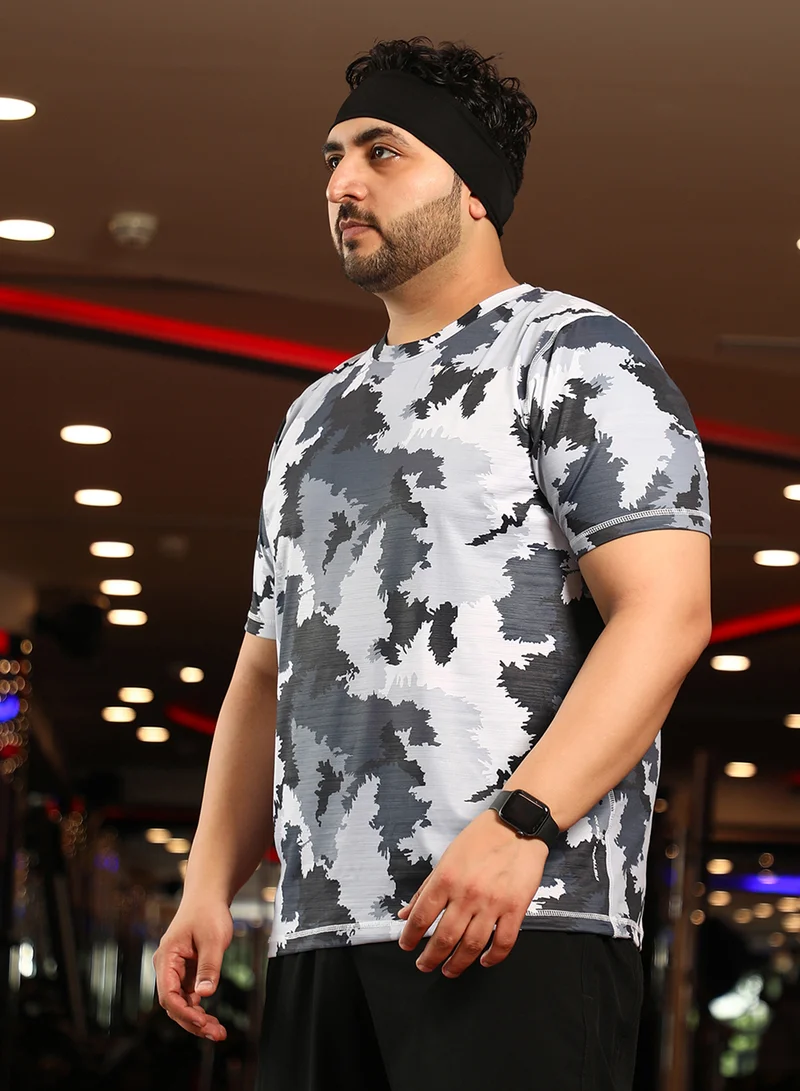 Instafab Plus  Men's Moon Grey Camouflage Activewear T-Shirt For Casual Wear | Crew Neck | Short Sleeve | Anti-Odor | Dri-Fit | Jersey T-Shirt Crafted With Comfort Fit & High-Performance for Men | Best Price UAE
